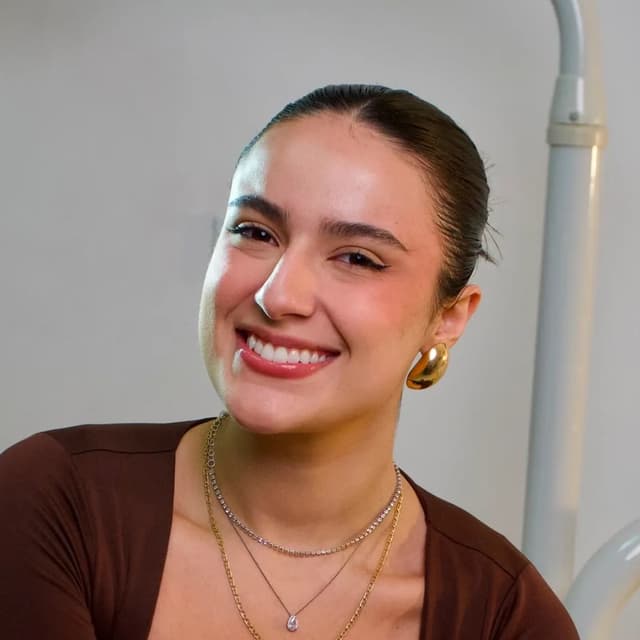Dra. Cecília Andrade — harmonização orofacial em Recife, PE