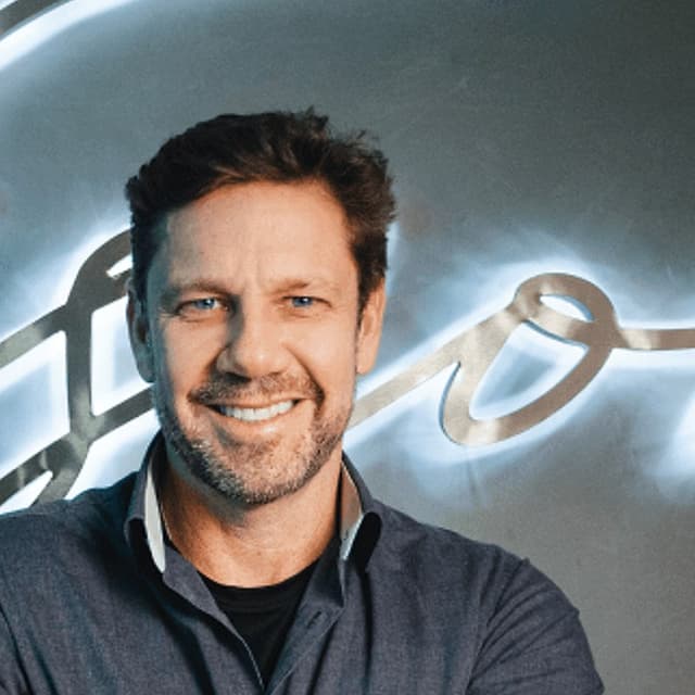 Dr. Leandro Baier — harmonização orofacial em Blumenau, SC