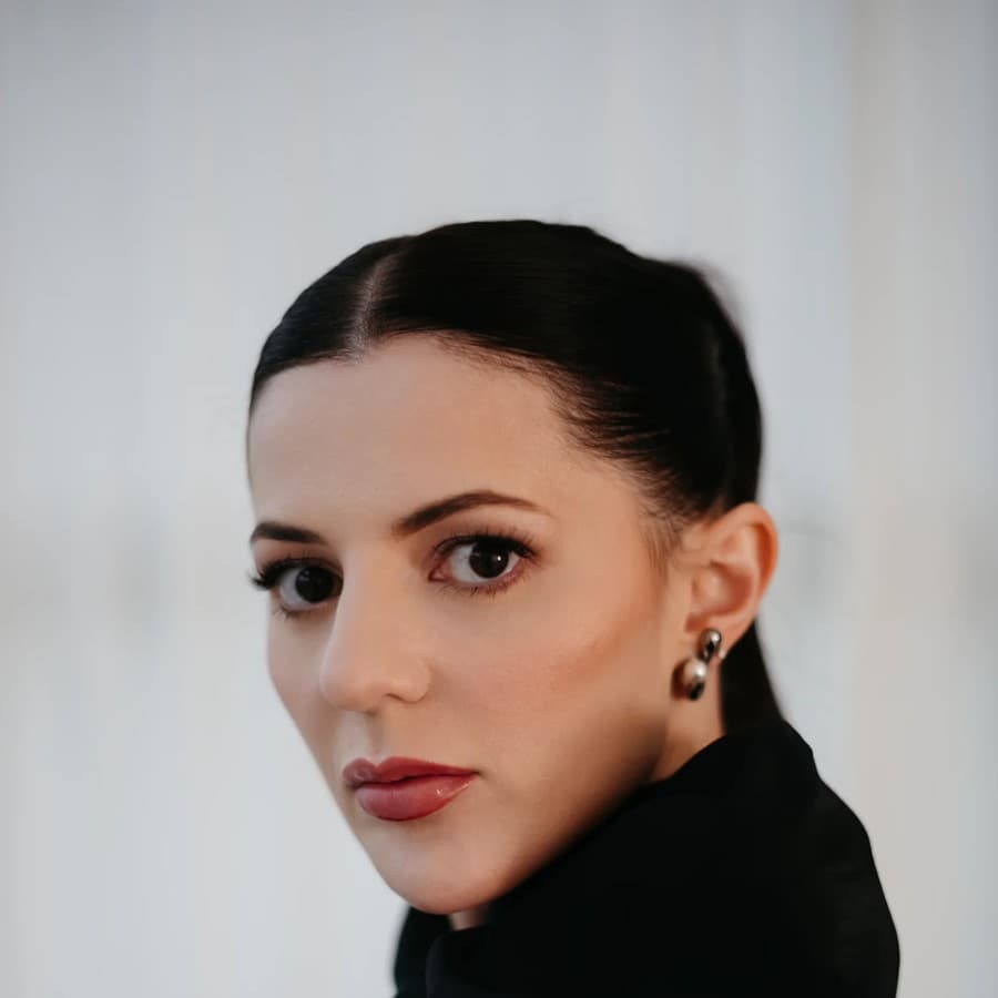 Dr(a). Dra. Lhuana Delmondes - Especialista em Harmonização Orofacial em Campo Grande