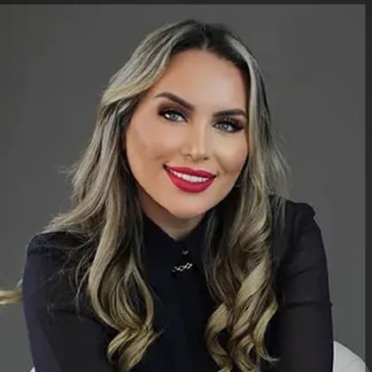 Dra. Luana Bortolozo — harmonização orofacial em Gramado, RS
