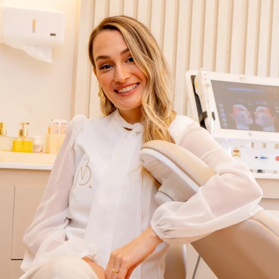 Dr(a). Dra. Nathália Dornelas - Especialista em Harmonização Orofacial em Vitória