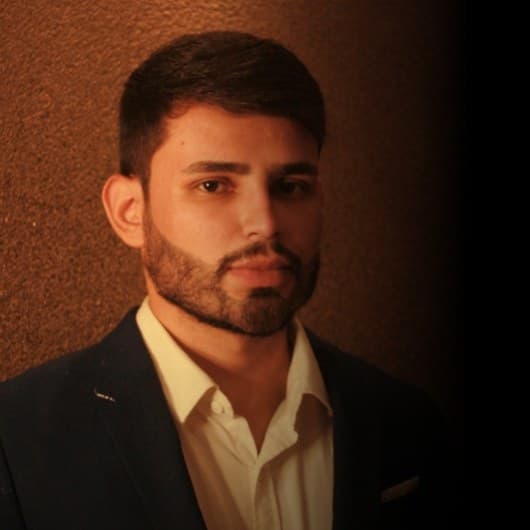 Dr(a). Dr. Sydney Souza - Especialista em Harmonização Orofacial em Belém